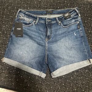 Silver Jeans size 16 W denim shorts